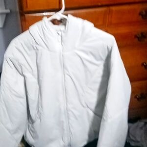 Lululemon woman's medium bone colored jacket